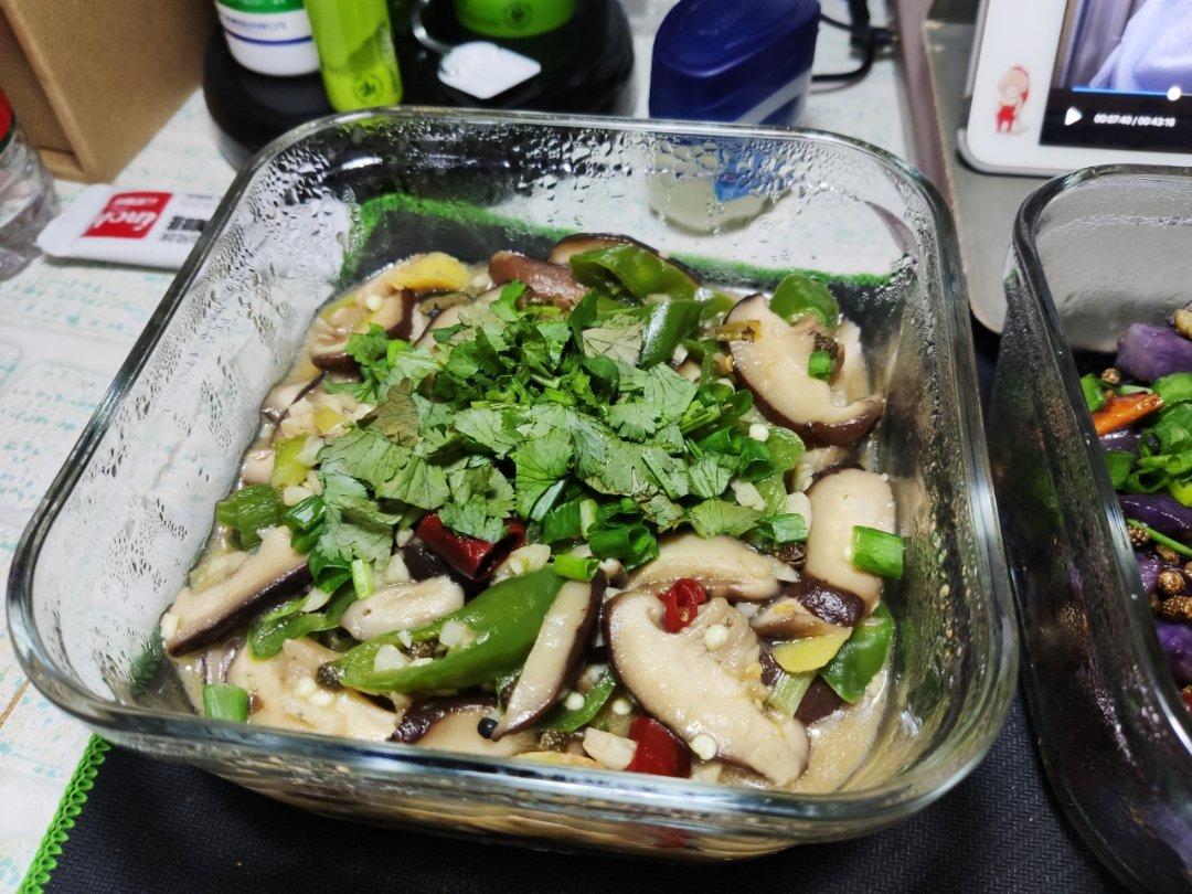 香菇炒辣椒