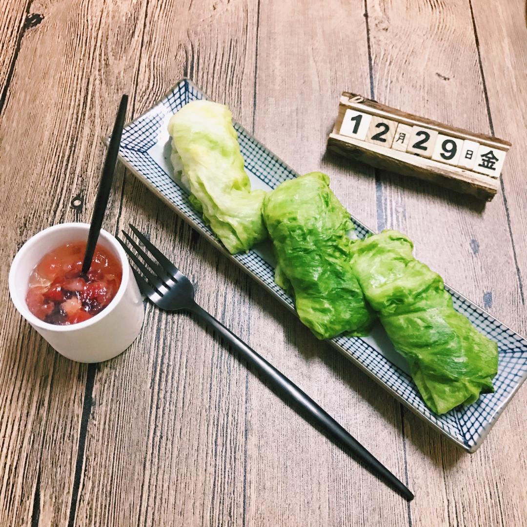 烤生菜包蛋（清淡0脂肪营养早餐）