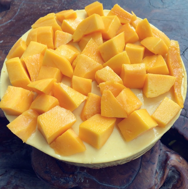 芒果酸奶慕斯蛋糕