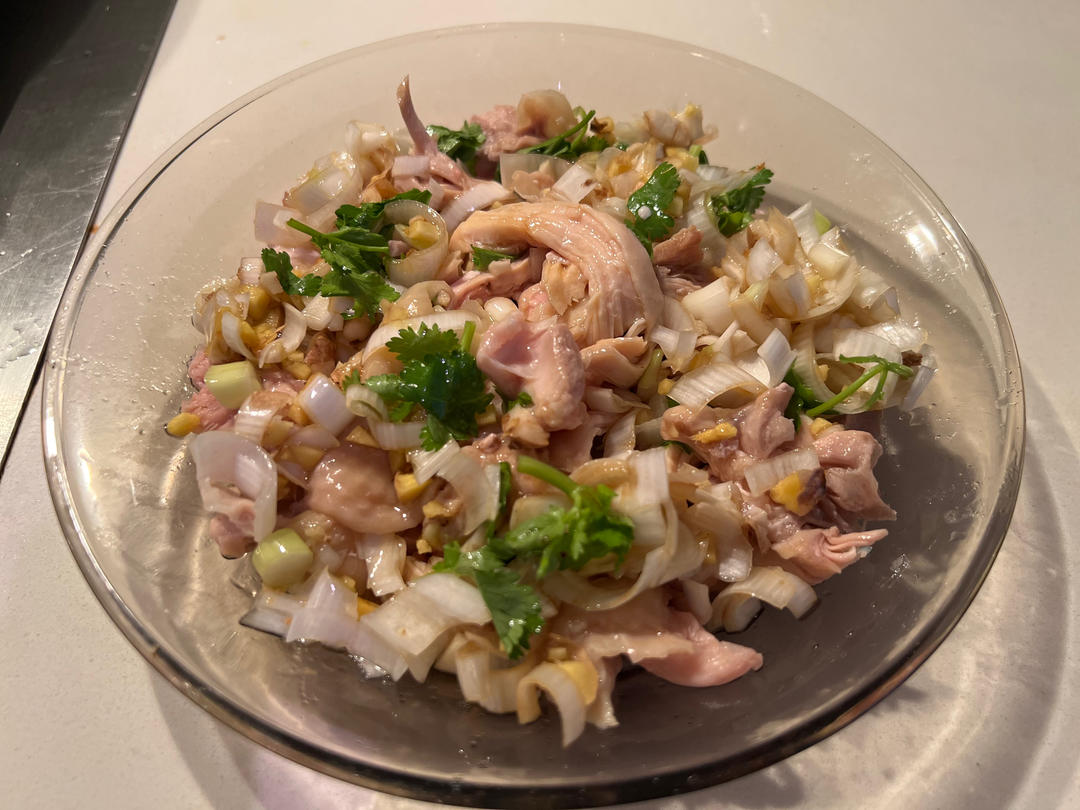 嫩滑葱油鸡腿