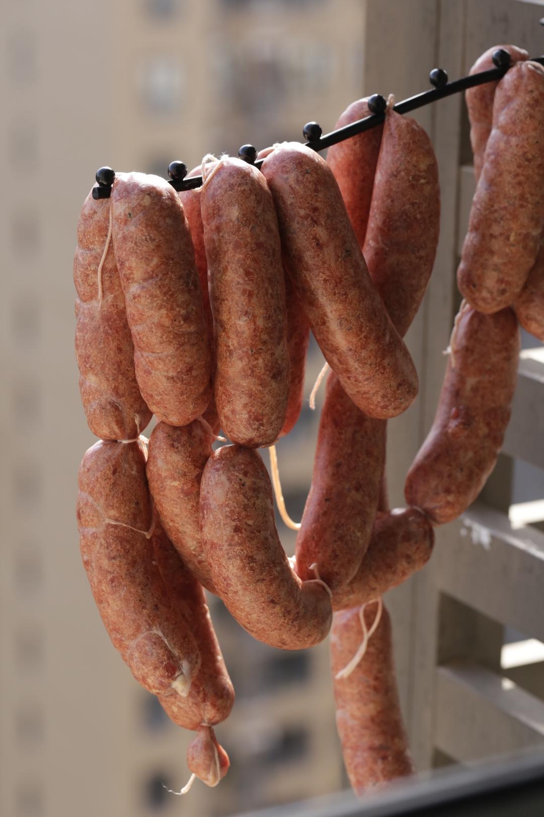 🐂自制黑椒脆皮肠（牛肉肠）by pink-rabbit