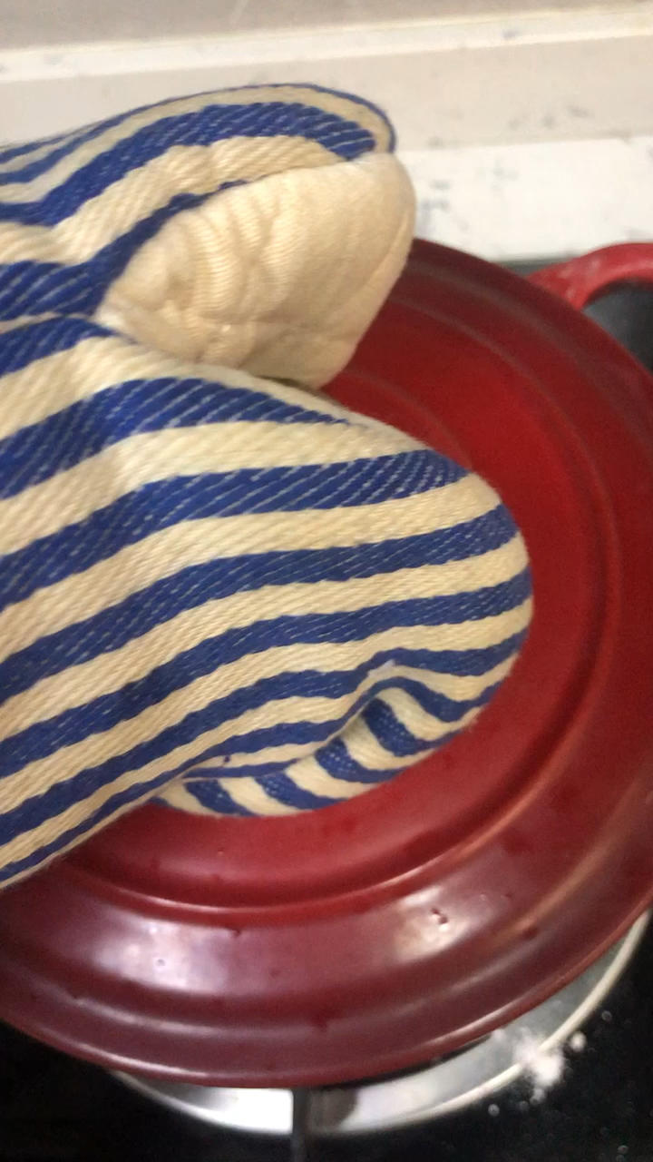 泡菜肥牛豆腐锅，韩料干饭榜排名第一#东菱空气炸锅#
