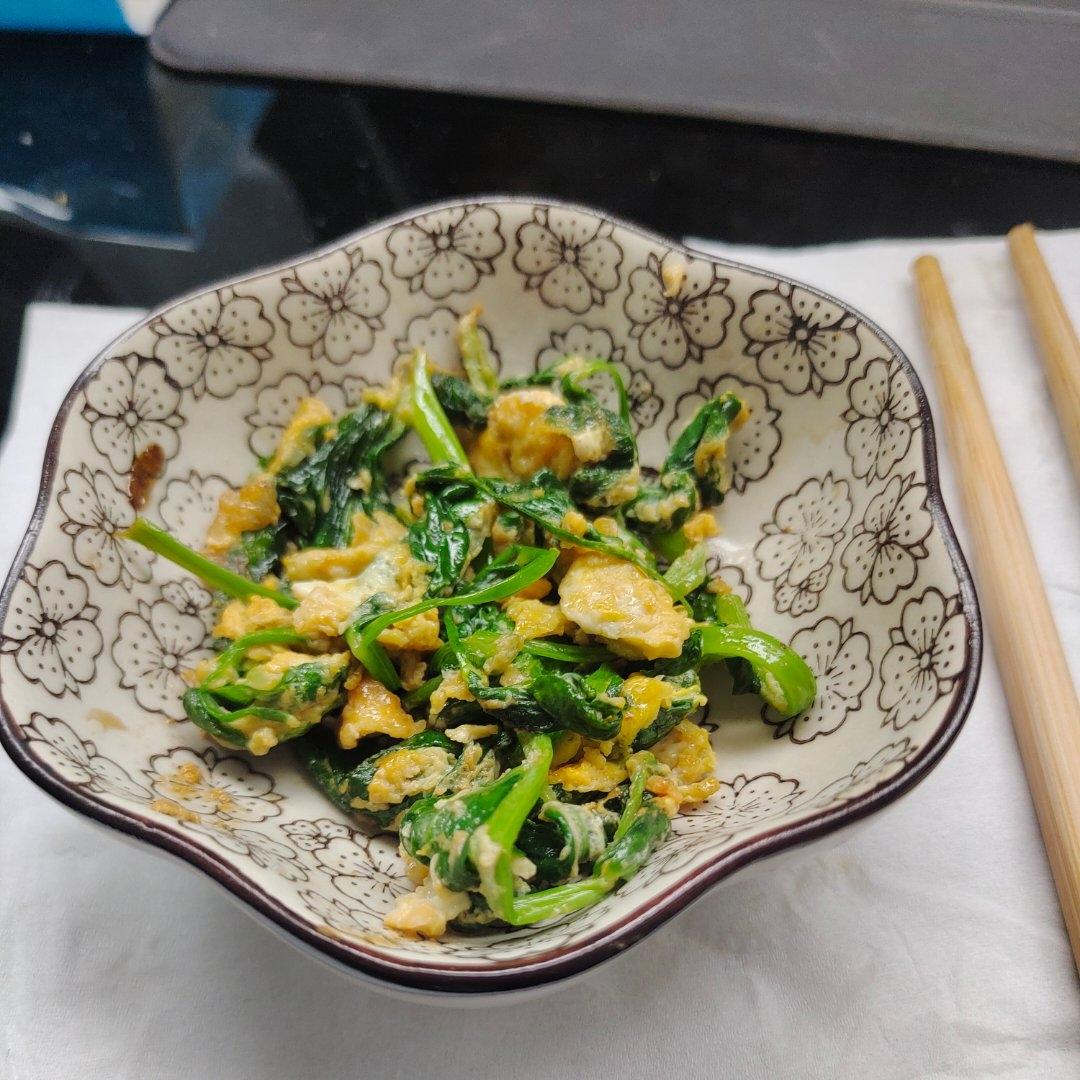 豌豆苗炒鸡蛋