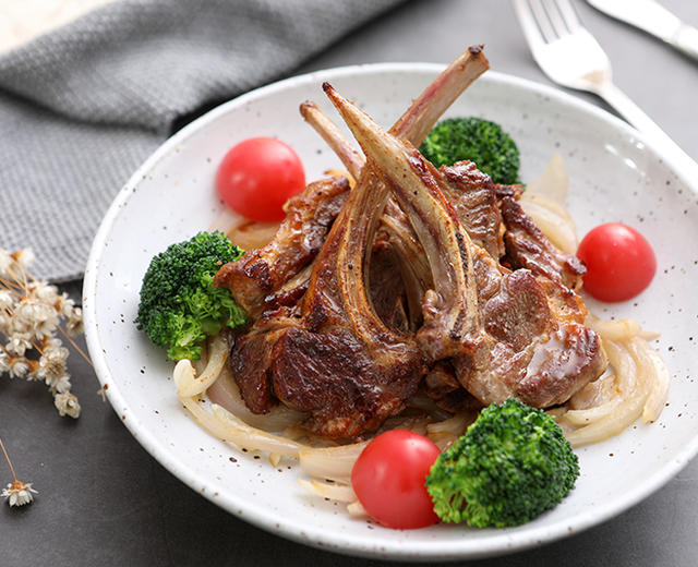 香煎羊扒的做法