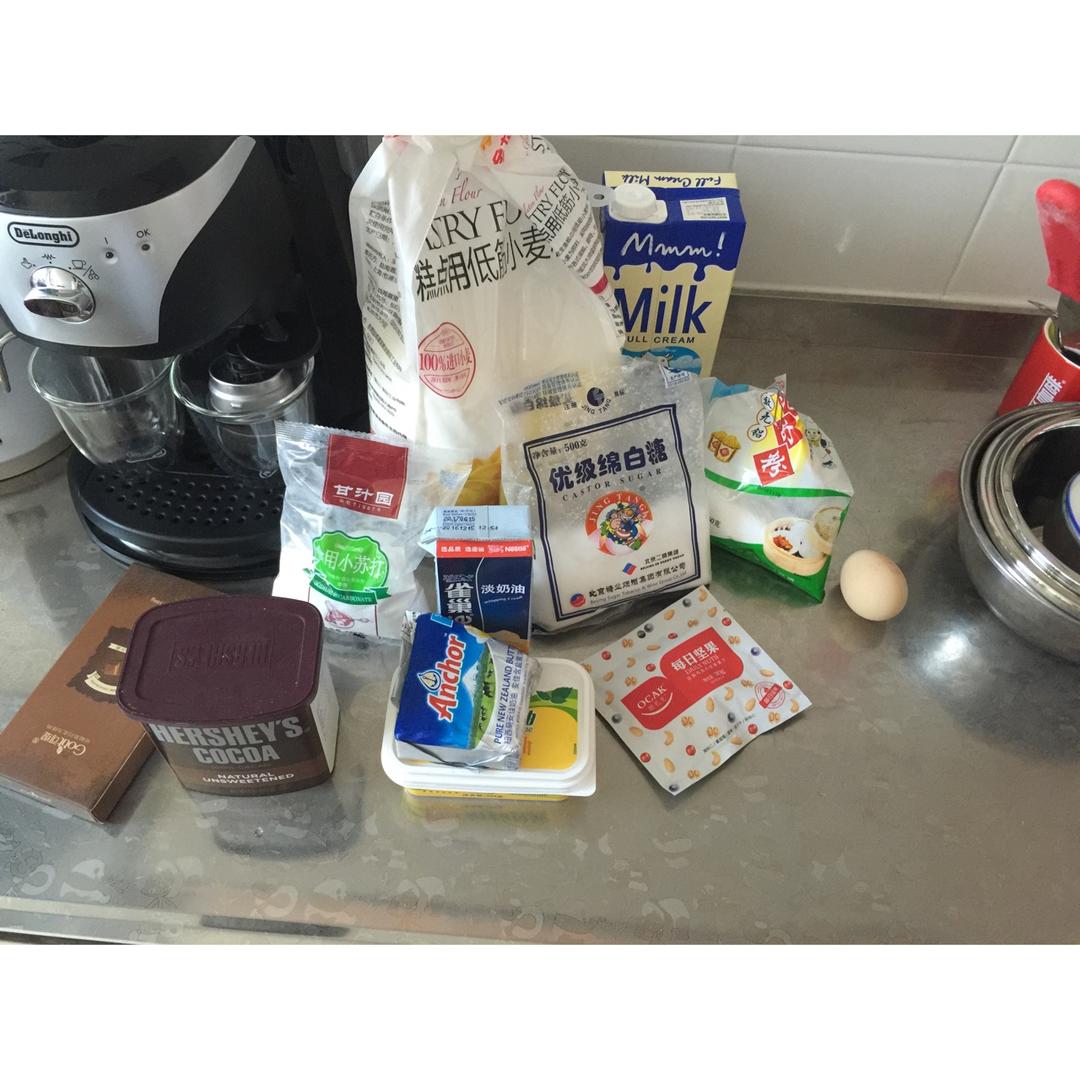 超简单的星巴克巧克力麦芬~~更新啦~无需打发