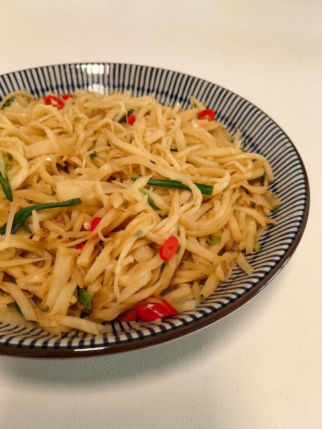 素炒水笋（茭白）