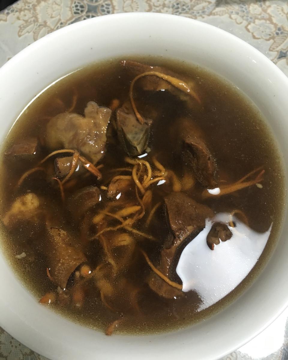 爱玲77做的虫草花煲猪心汤