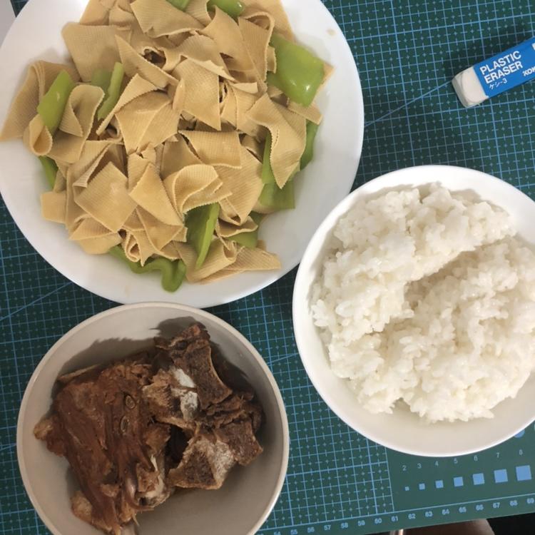 东北尖椒干豆腐