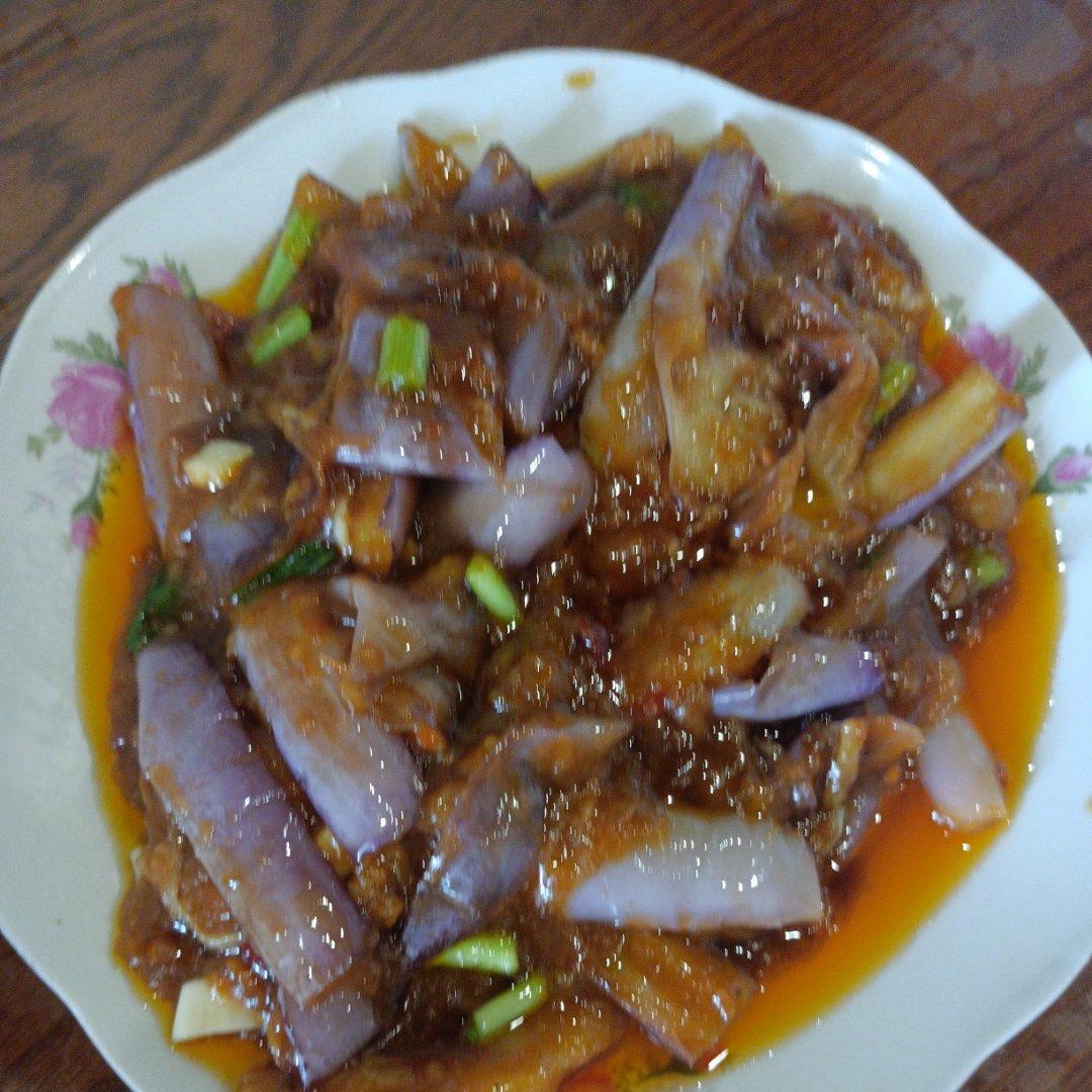 开胃下饭菜！巨简单的家常鱼香茄子煲