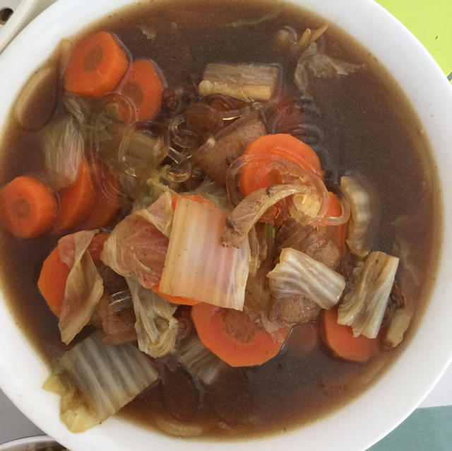猪肉白菜炖粉条