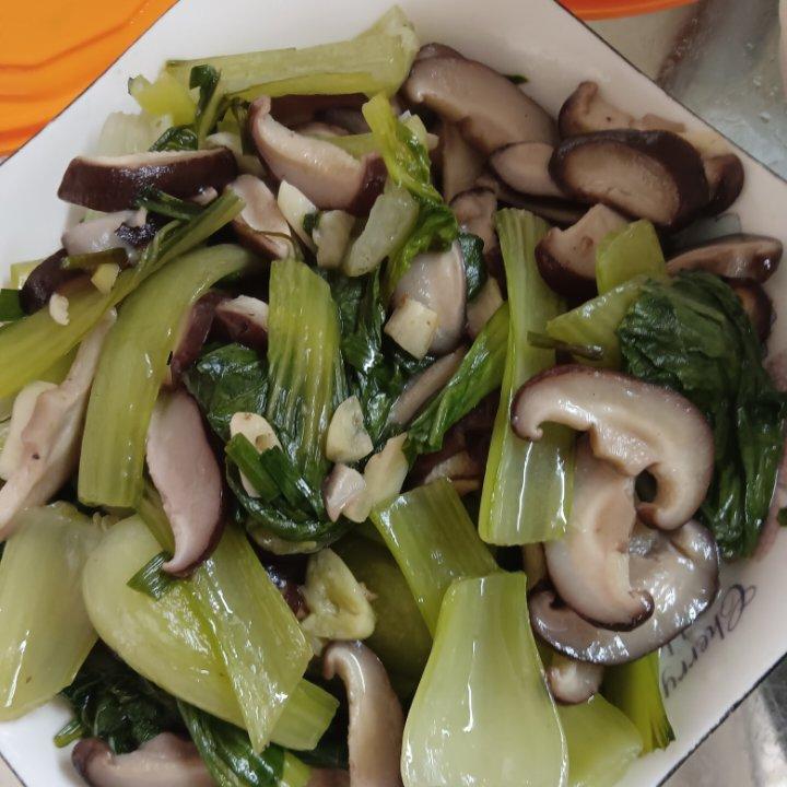 油菜炒香菇
