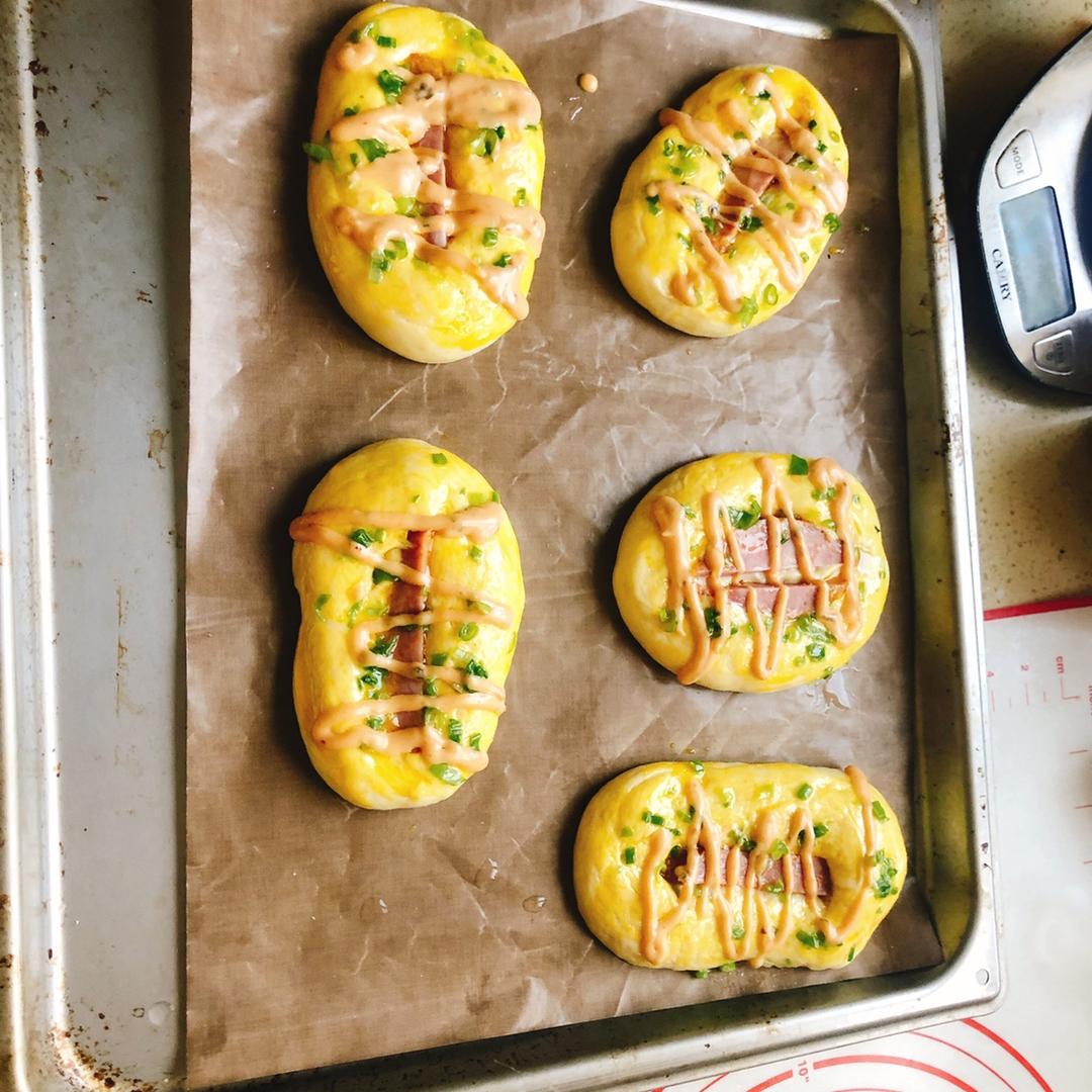 恬小主_做的面包夹香肠