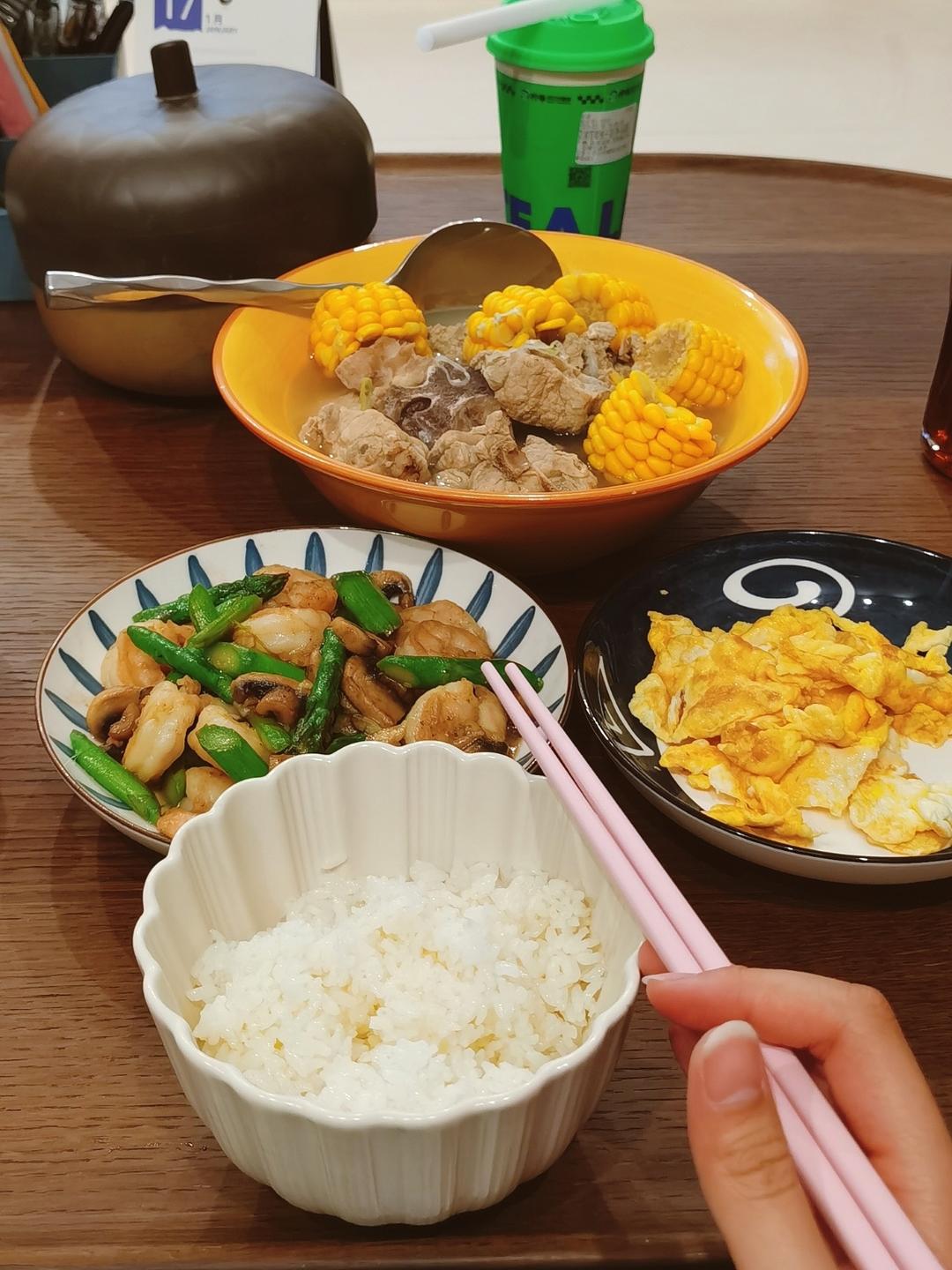 排骨玉米汤