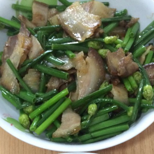 韭菜花炒肉丝
