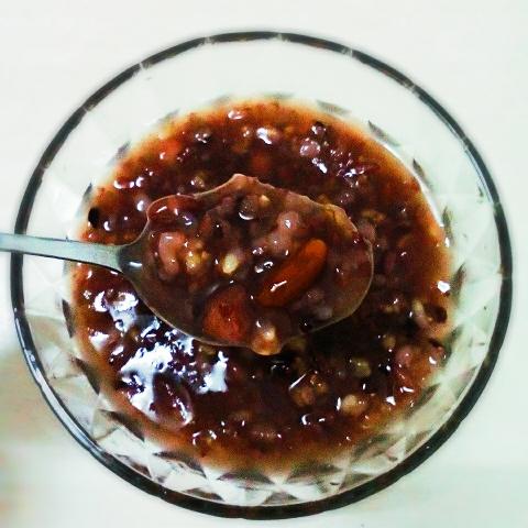 黑米杂粮粥