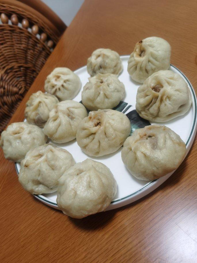 小笼包（秒杀市面上小笼包店的做法）