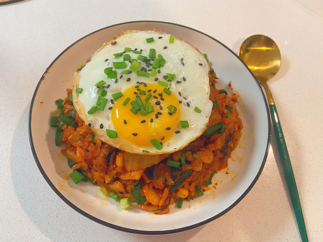 升级版辣白菜炒饭😭姜食堂同款🌟泡菜饭开出了p.o 斯密达