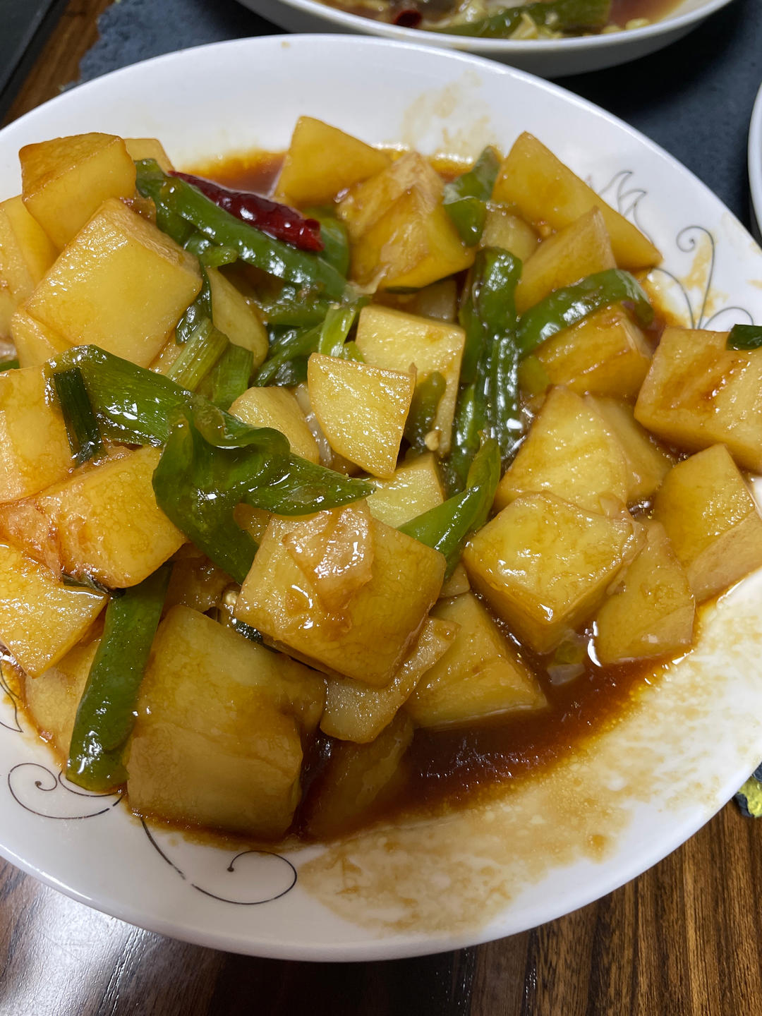 🔥巨下饭，软糯入味！比肉还好吃的红烧土豆