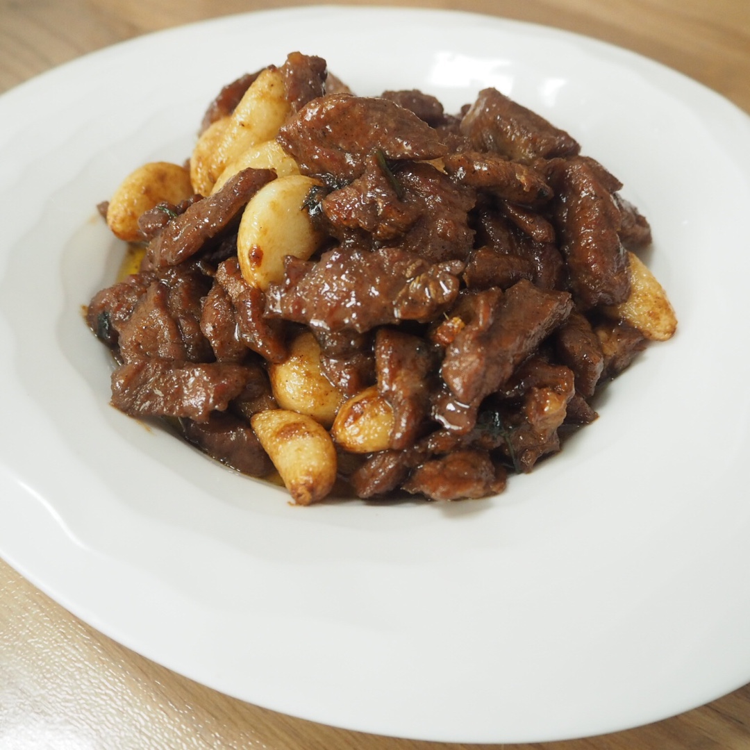 黑蒜子牛肉粒