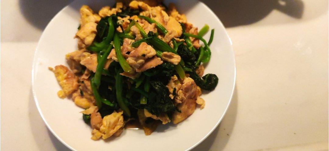 菠菜炒鸡蛋