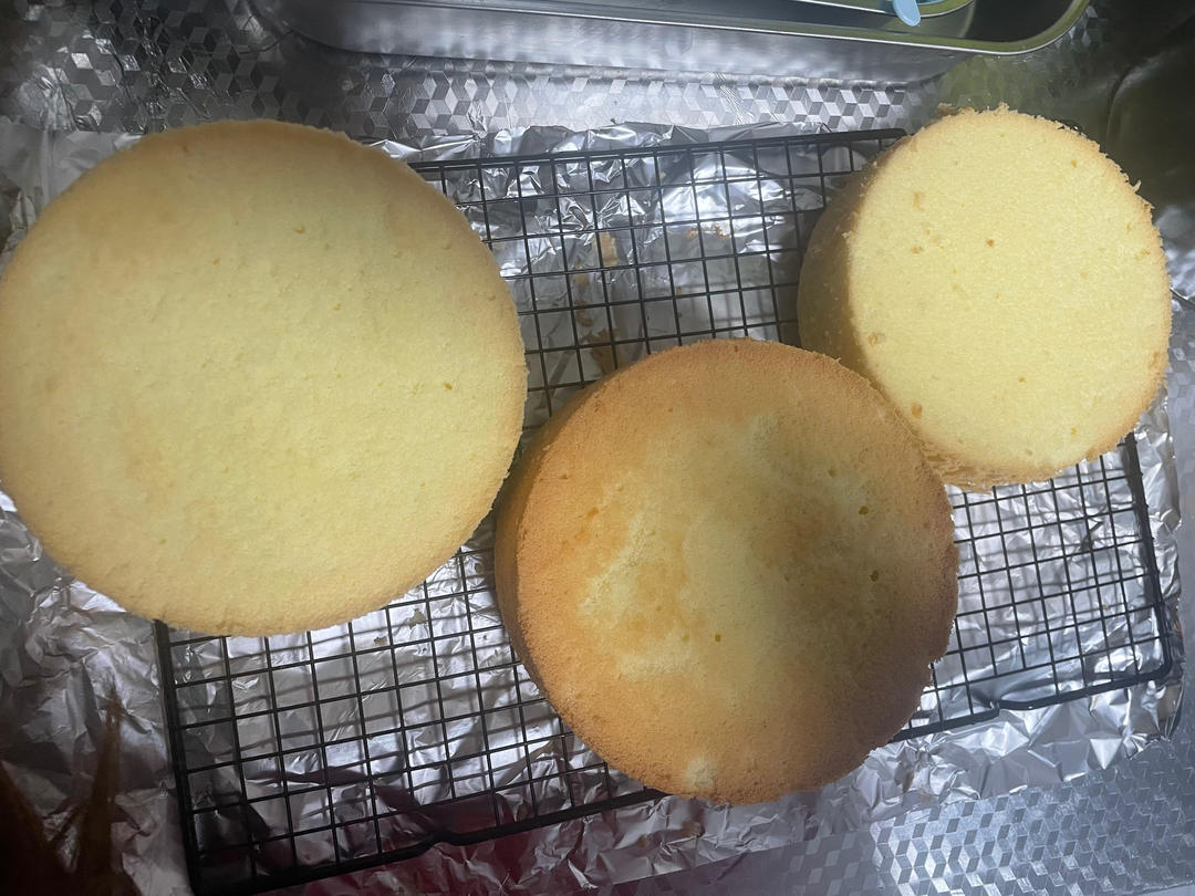 超柔软6寸戚风蛋糕(附8寸配方)零失败 超详细‼️含操作视频
