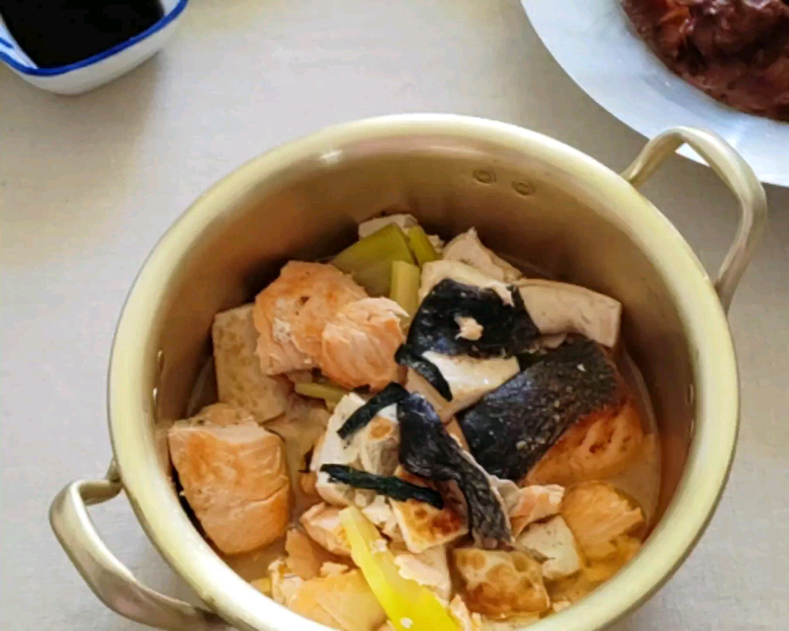 三文鱼炖豆腐