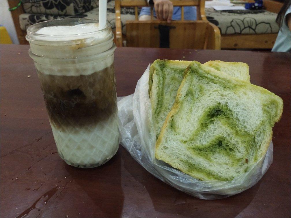 海盐芝士奶盖短笛咖啡