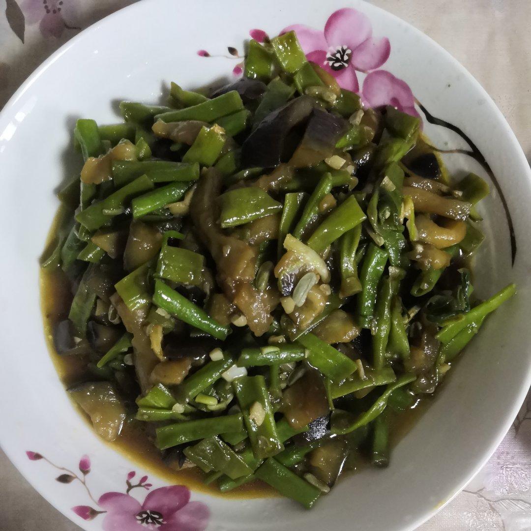 豆角烧茄子
