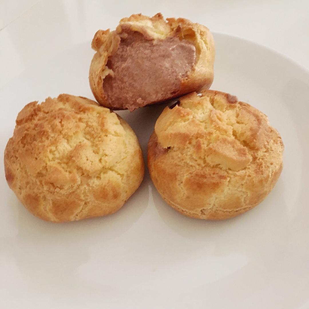十分美味的酥皮泡芙