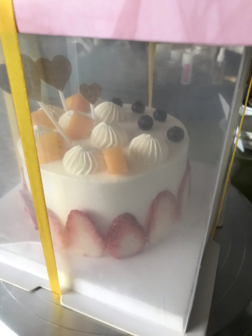 草莓咸奶油蛋糕