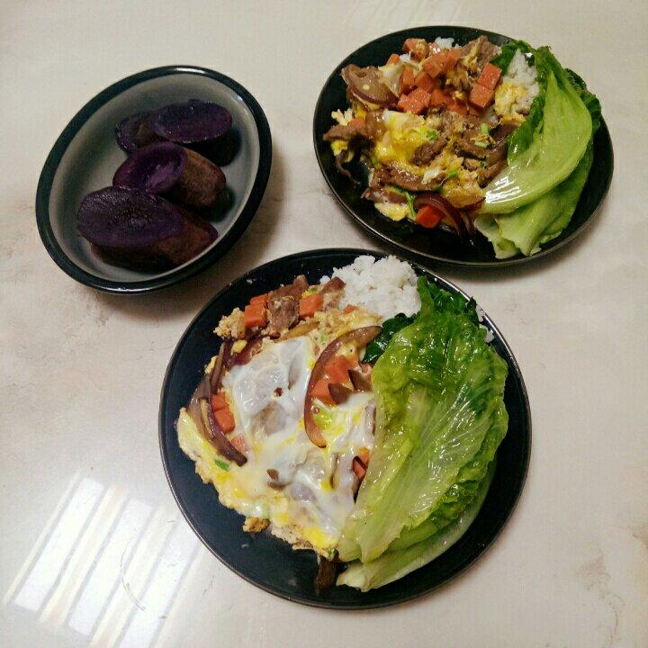 嫩牛肉滑蛋饭