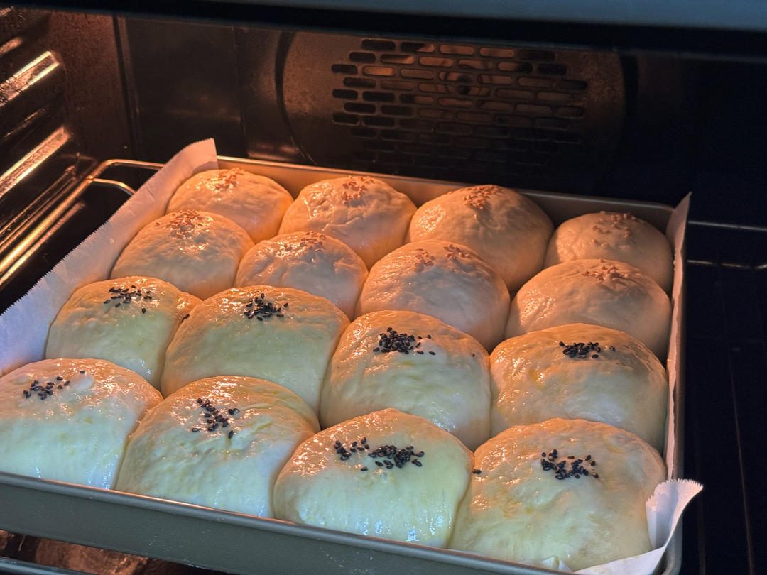 超软紫米小面包，柔软拉丝早餐包，三天不变硬，附万能紫米馅儿自用配方