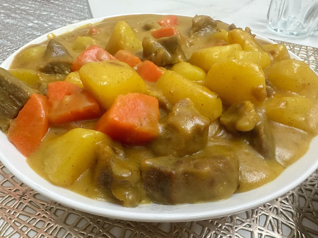 不用高压锅的咖喱牛腩哟