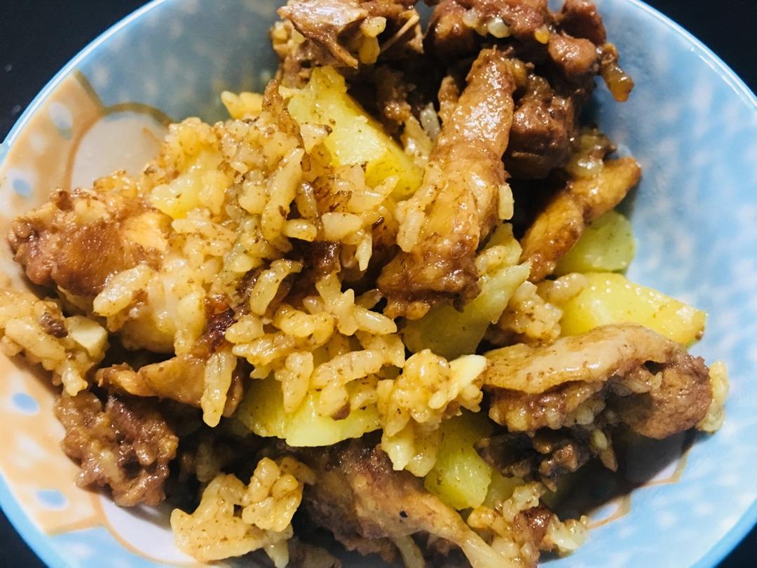 土豆焖鸡饭