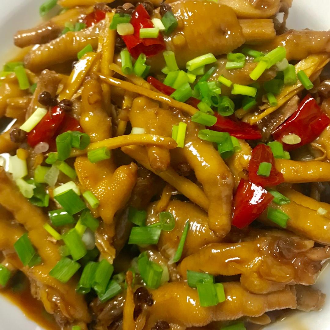 香辣烧鸡爪