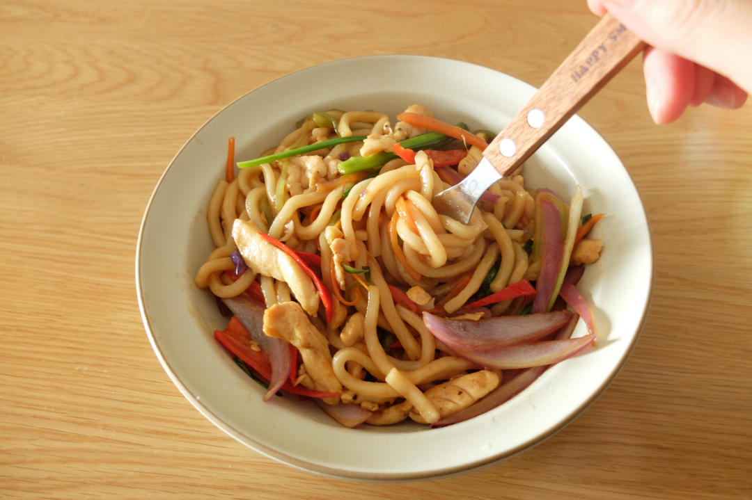 【黑胡椒鸡胸肉炒乌冬面图片】明儿113_下厨房