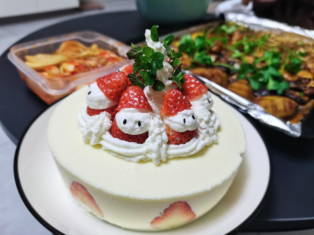 超简单的草莓芝士蛋糕