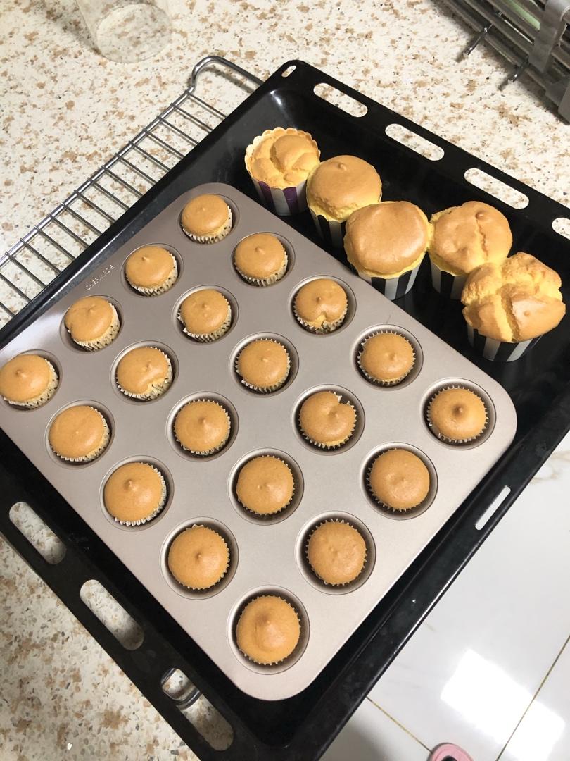 纸杯蛋糕 8寸戚风蛋糕的量