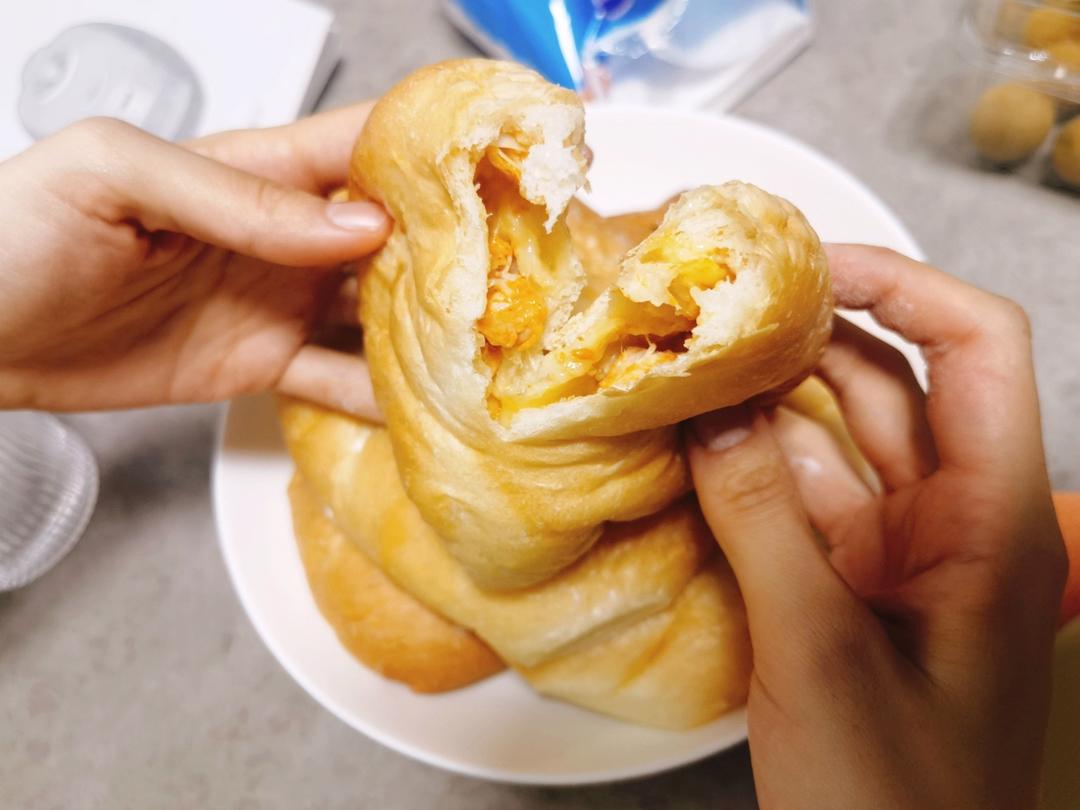 芝士新奥尔良鸡肉软欧包