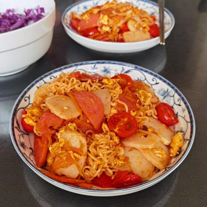 路边摊风味炒方便面