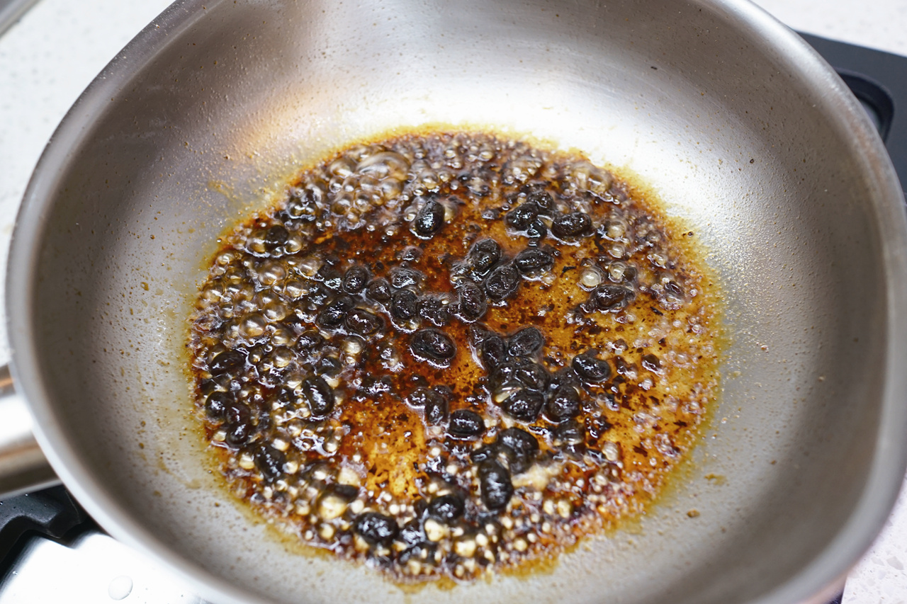豆豉糯米椒的做法 步骤3