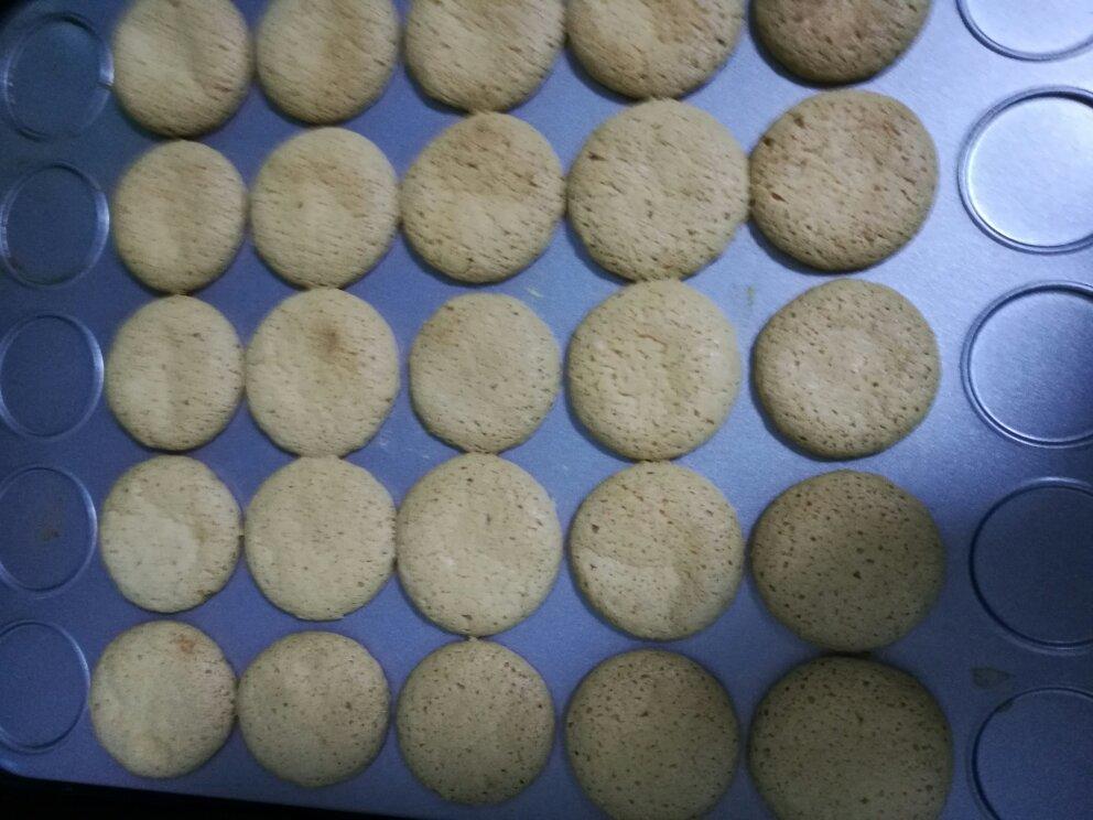 马卡龙(杏仁蛋白糖饼)