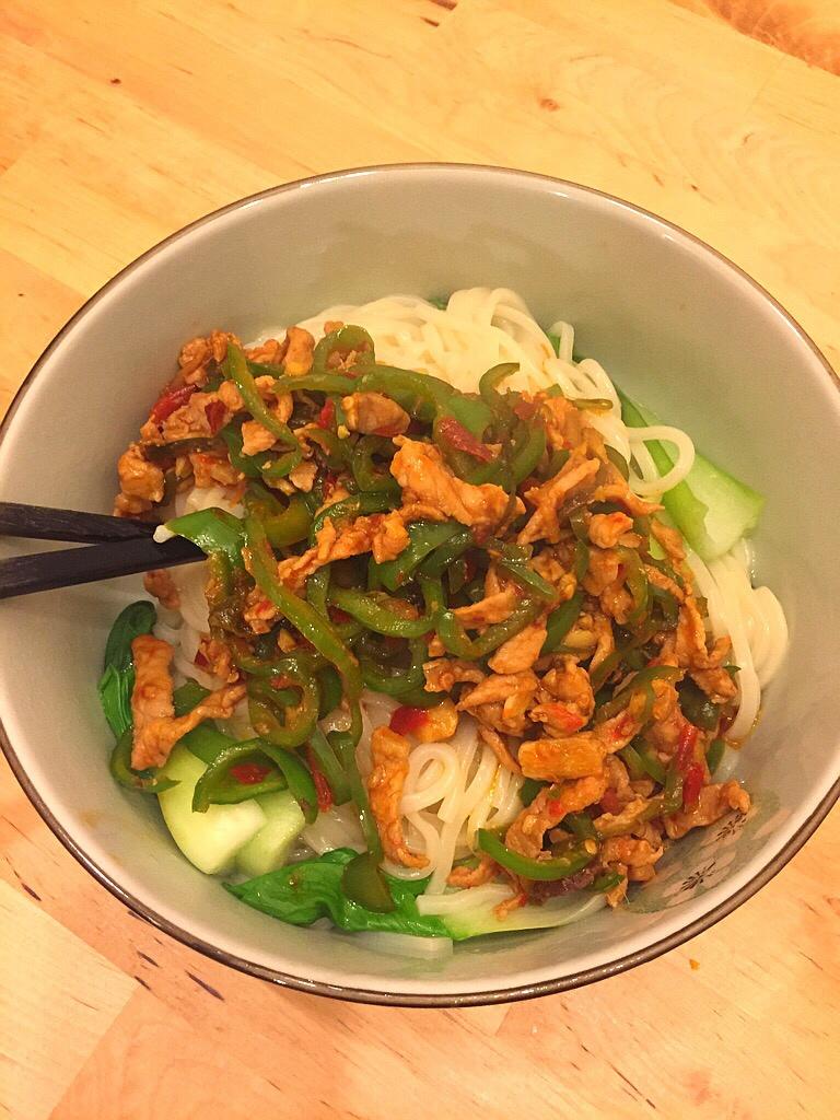 青椒肉丝炒面