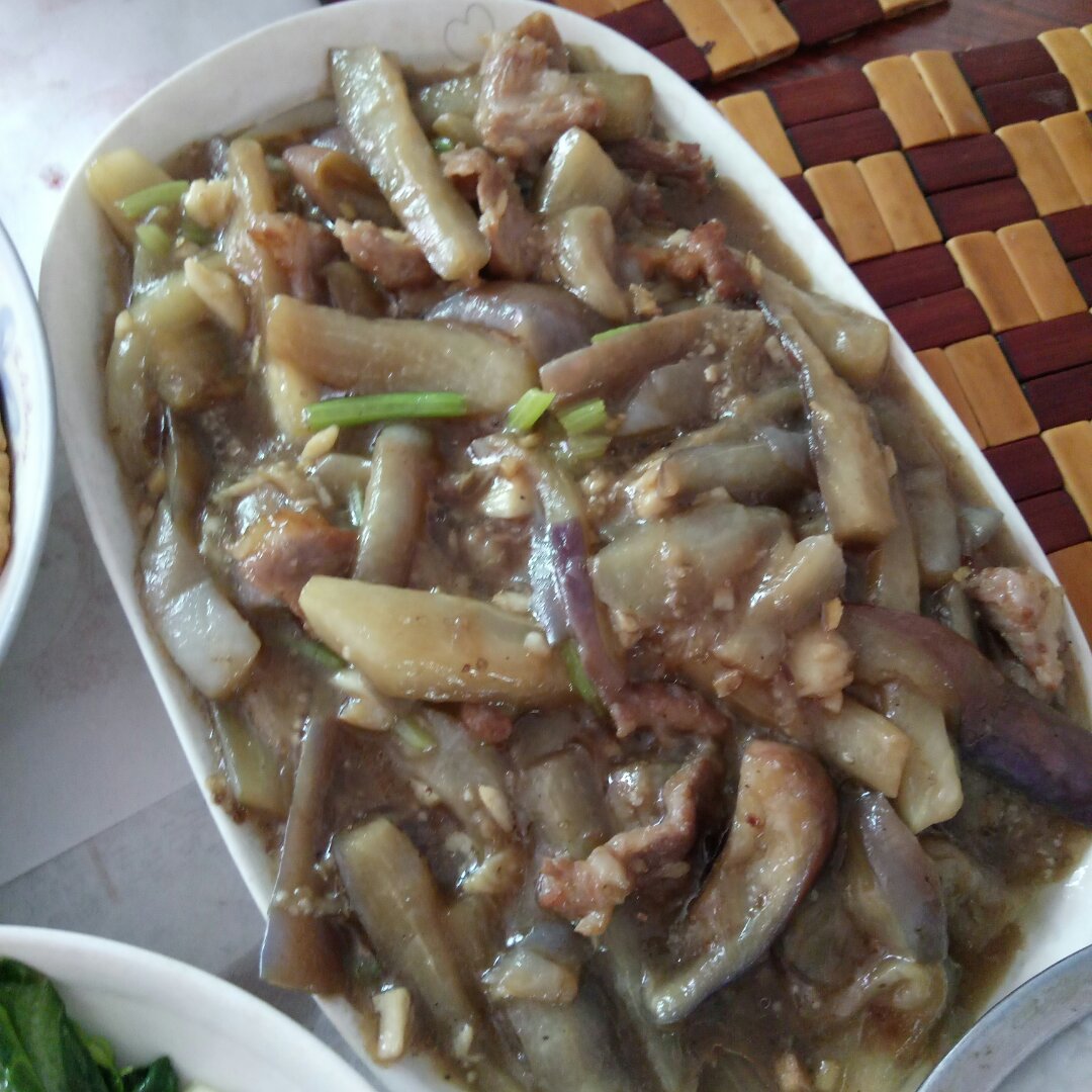 红烧茄子（教你炒茄子不变色的小妙招）
