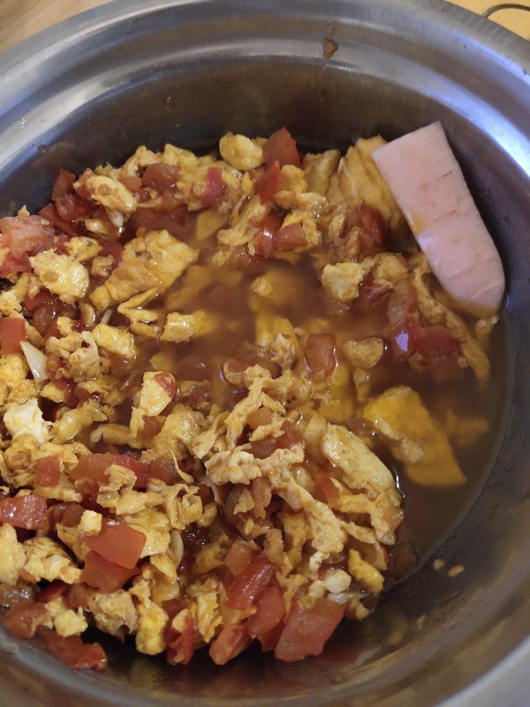 番茄炒鸡蛋（超浓的番茄味）