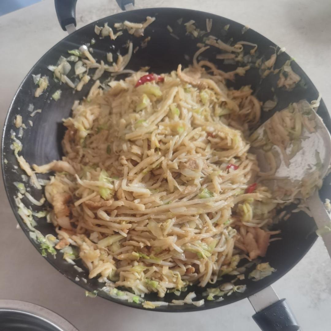 肉丝炒饼