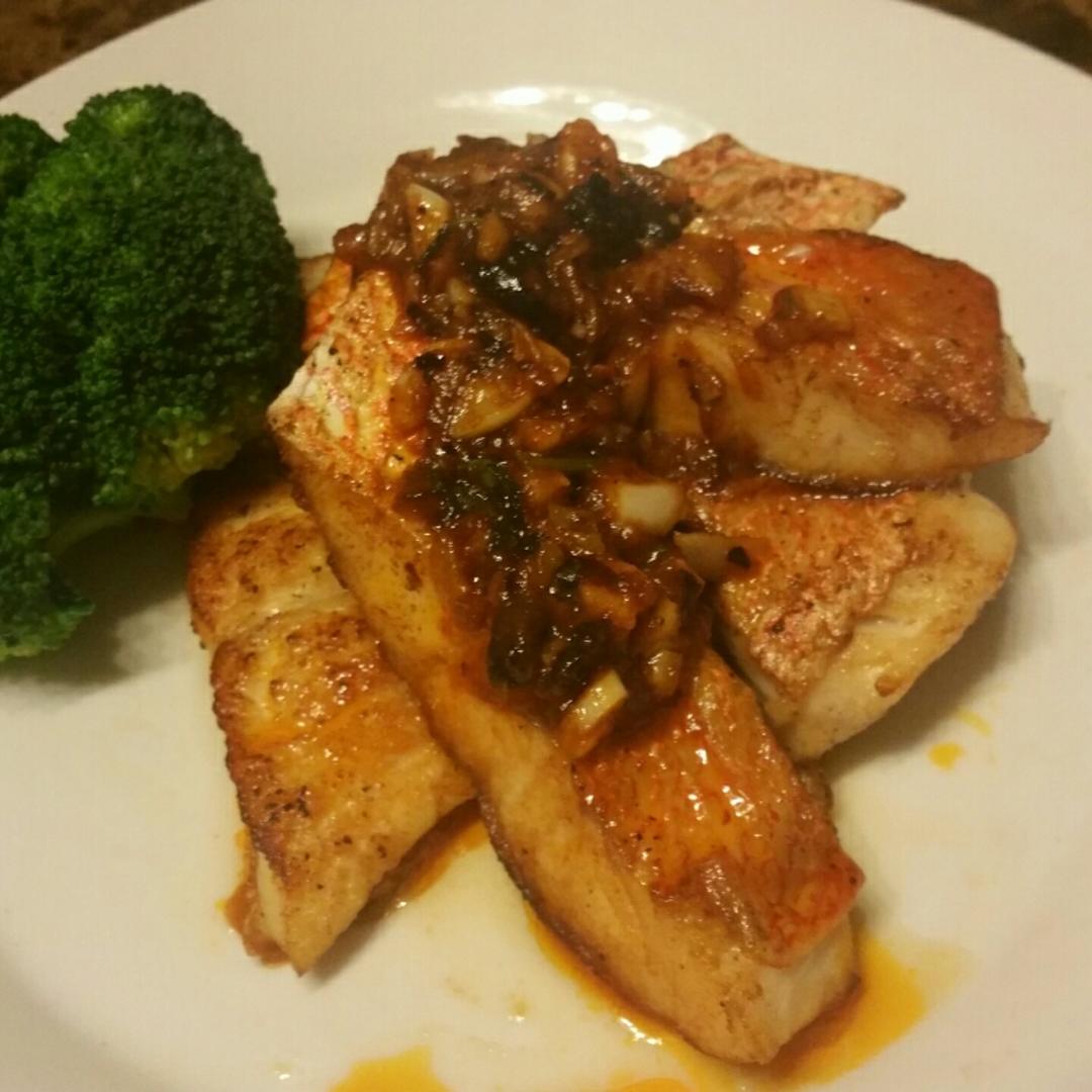 香煎鲷鱼，鲷鱼两吃之一