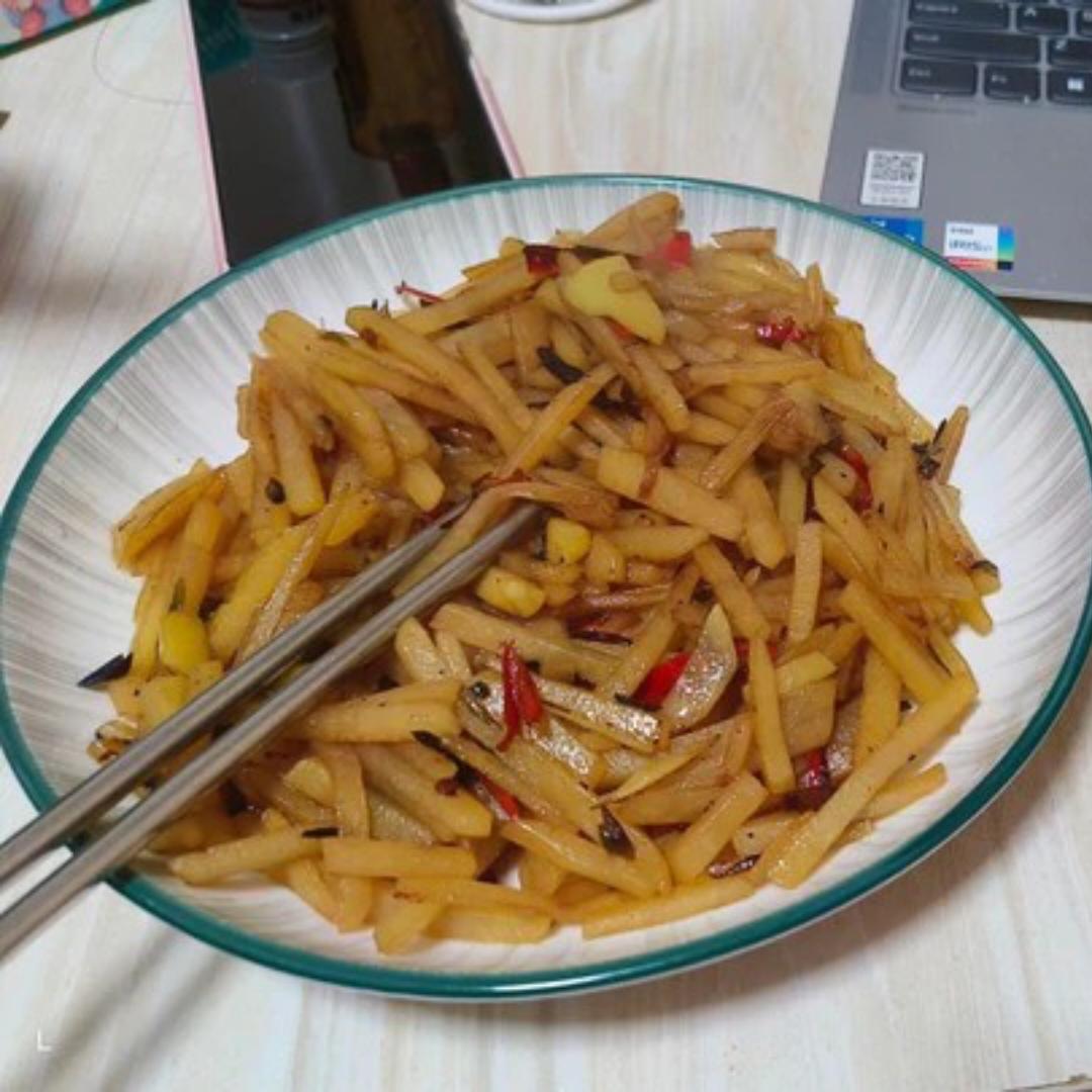 酸辣土豆丝的家常做法 超级下饭