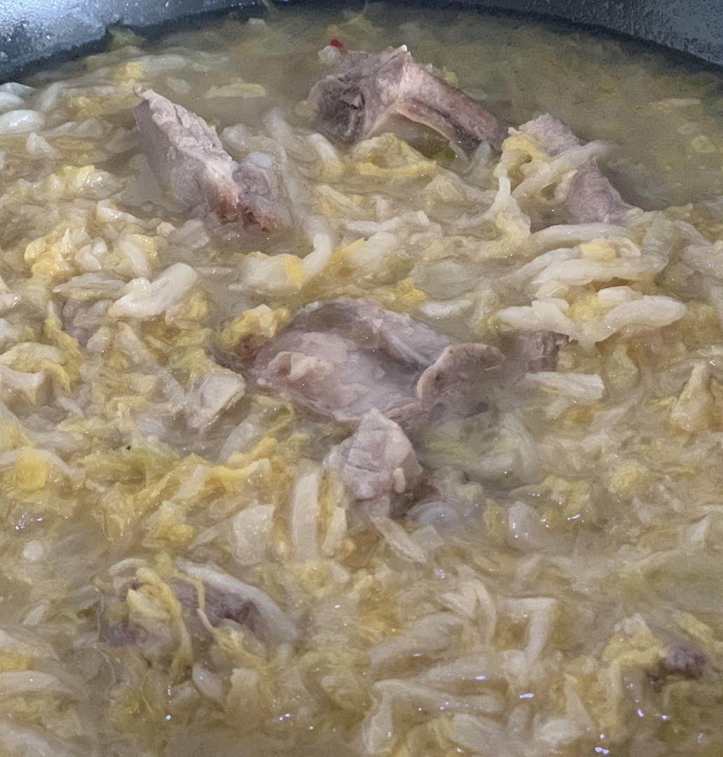 酸菜炖排骨