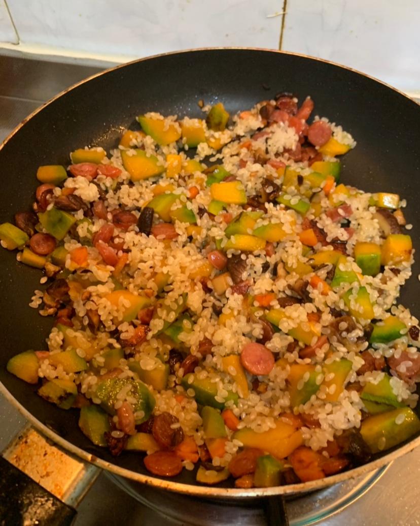 【香菇火腿南瓜饭】快午餐，惊艳你的味蕾，好吃到一碗一碗停不下来